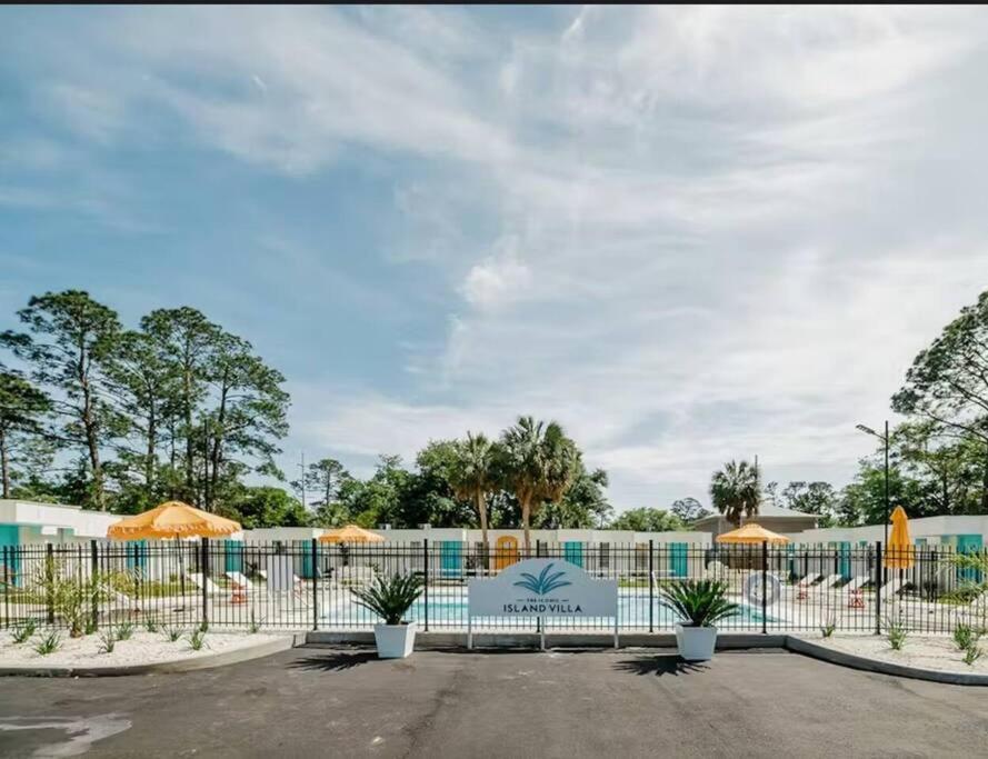 Gulf Shores Getaway Steps Away From The Pool! ภายนอก รูปภาพ